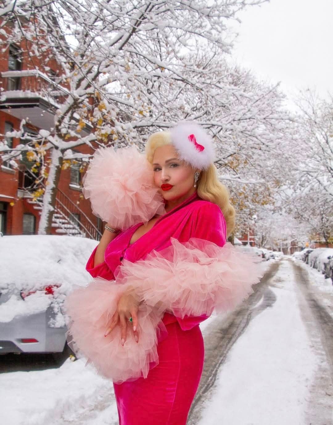 ROSE Velvet Suit - Fuchsia